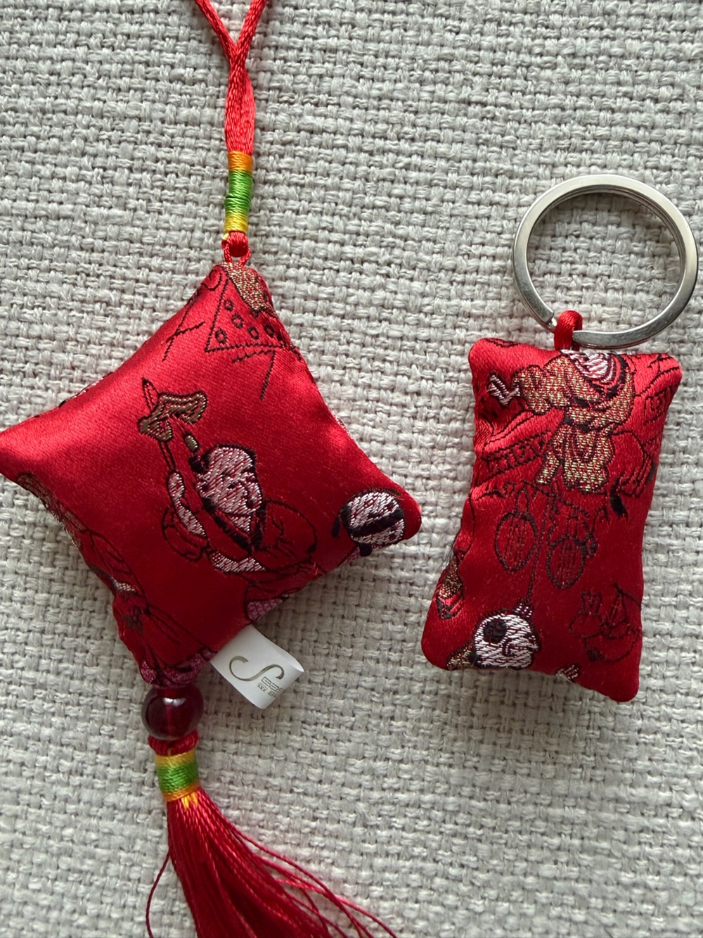 Red Embroidered Silk Keychain Scented Pouch Set with Tassel